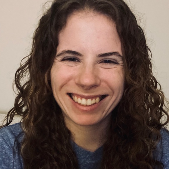 Meet your Posher, Tara - Picture 1 of 1